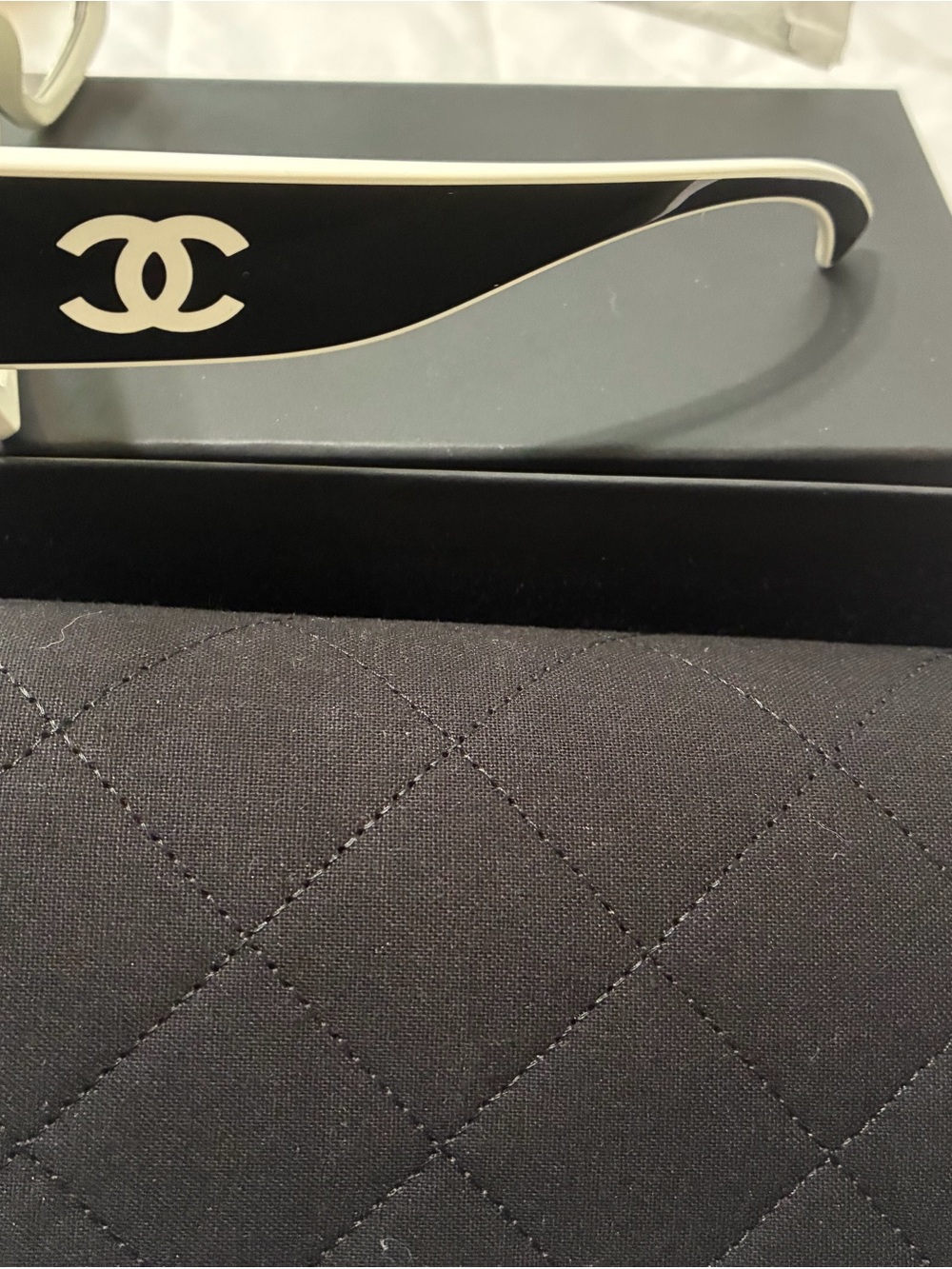 CHANEL Black and White CC Logo Temple Sunglasses